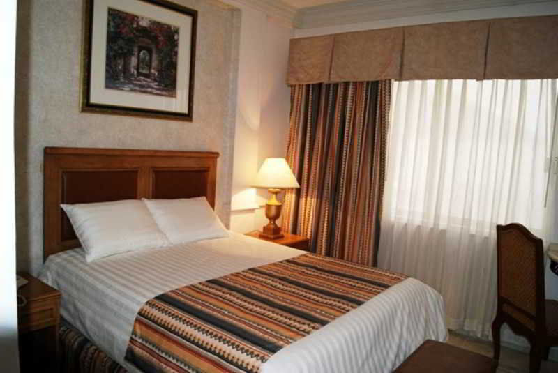 Savoy Express Hotel Torreón Exterior foto