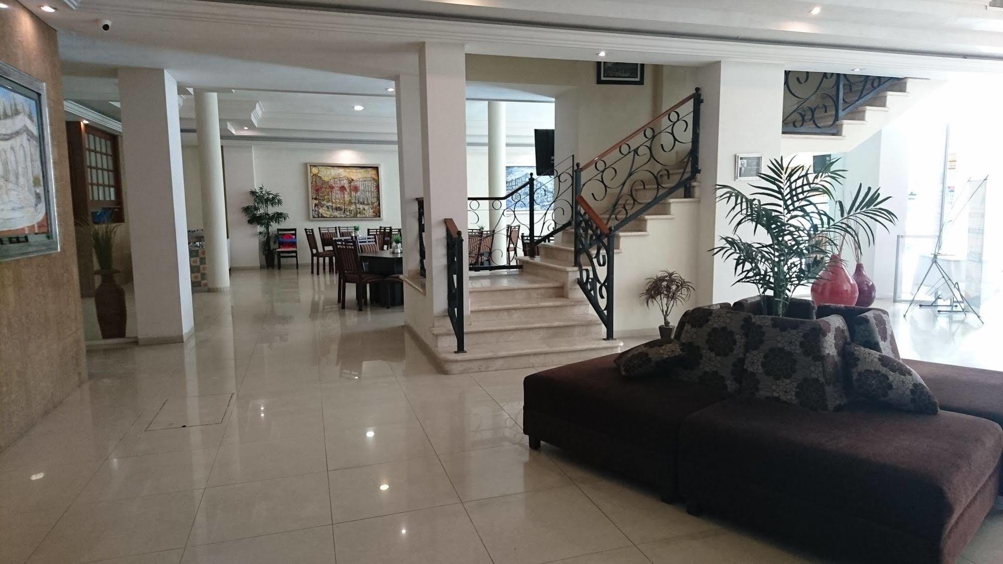 Savoy Express Hotel Torreón Exterior foto